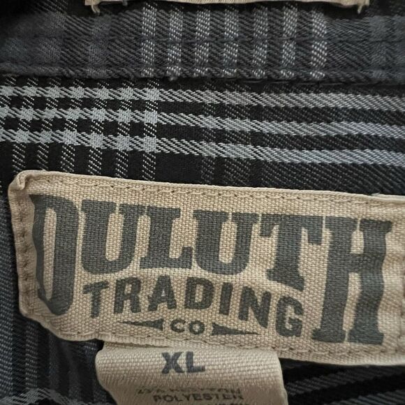 Duluth Trading Men’s Plaid Shirt XL Untucked Button Down Untucked - Picture 4 of 6